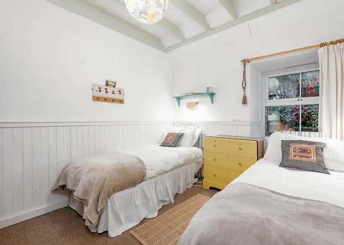 Park View Cottages - Mill Cottage